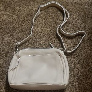 Elegant Cream Shoulder Bag